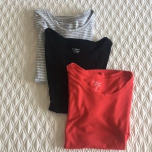 Bundle of three gap tees